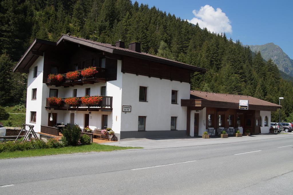 Gasthof Zur Einkehr Sankt Leonhard im Pitztal Luaran gambar