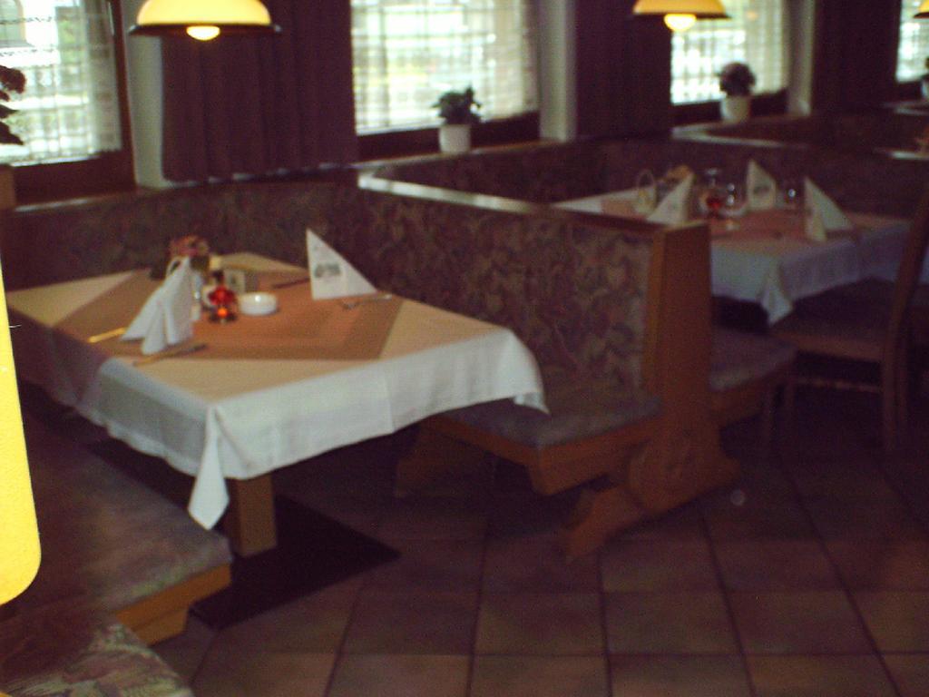 Gasthof Zur Einkehr Sankt Leonhard im Pitztal Luaran gambar